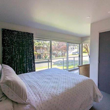 The Coastal Getaway Apartment Маунт Маунгануи Екстериор снимка